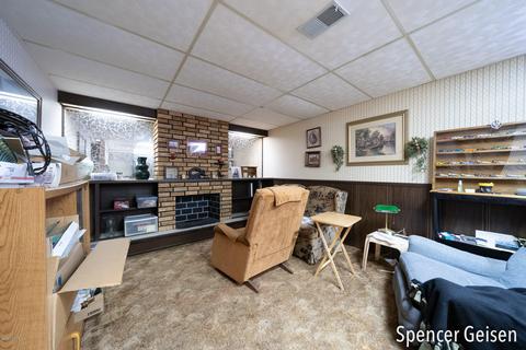405 Putney St, Belding, MI 48809 photo 21