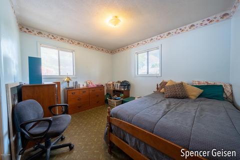 405 Putney St, Belding, MI 48809 photo 16