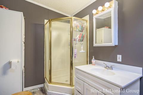 981 49th St, Pullman, MI 49450 photo 11