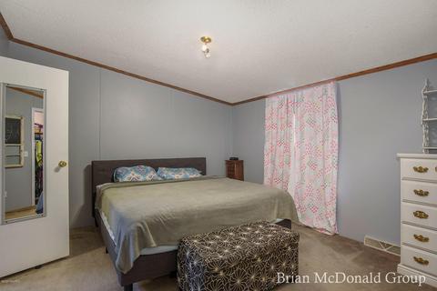 981 49th St, Pullman, MI 49450 photo 9