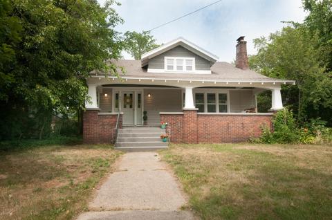 441 E Savidge St, Spring Lake, MI 49456 photo 1