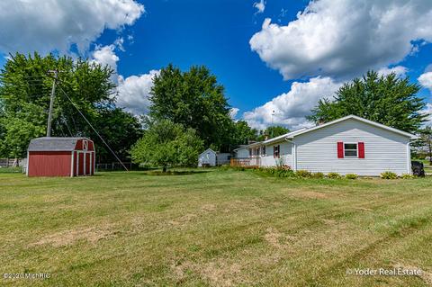 460 Third St, Sunfield, MI 48890 photo 28