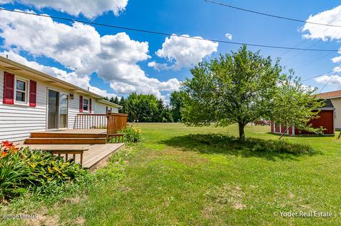 460 Third St, Sunfield, MI 48890 photo 32