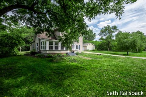 610 Millard St, Belding, MI 48809 photo 1