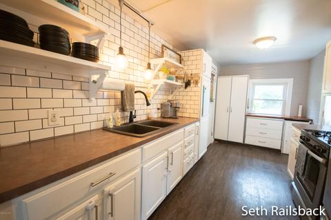 610 Millard St, Belding, MI 48809 photo 7