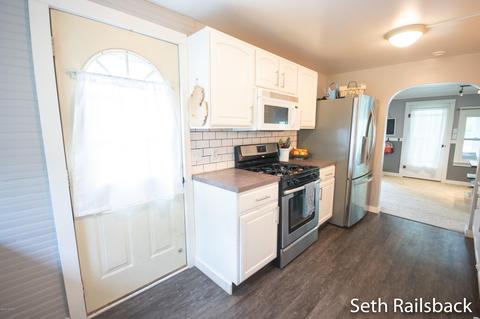 610 Millard St, Belding, MI 48809 photo 5