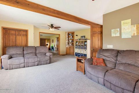 1433 E Tuttle Rd, Ionia, MI 48846 photo 4