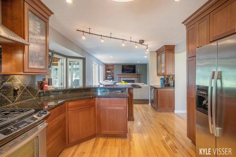 1038 Jacaranda Cir SE, Ada, MI 49301 photo 8