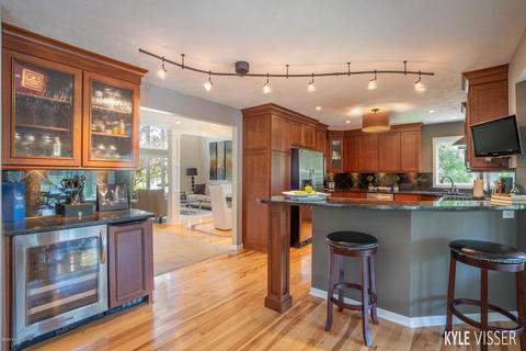 1038 Jacaranda Cir SE, Ada, MI 49301 photo 10