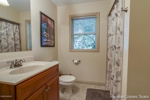 9574 Button Rd, Belding, MI 48809 photo 16