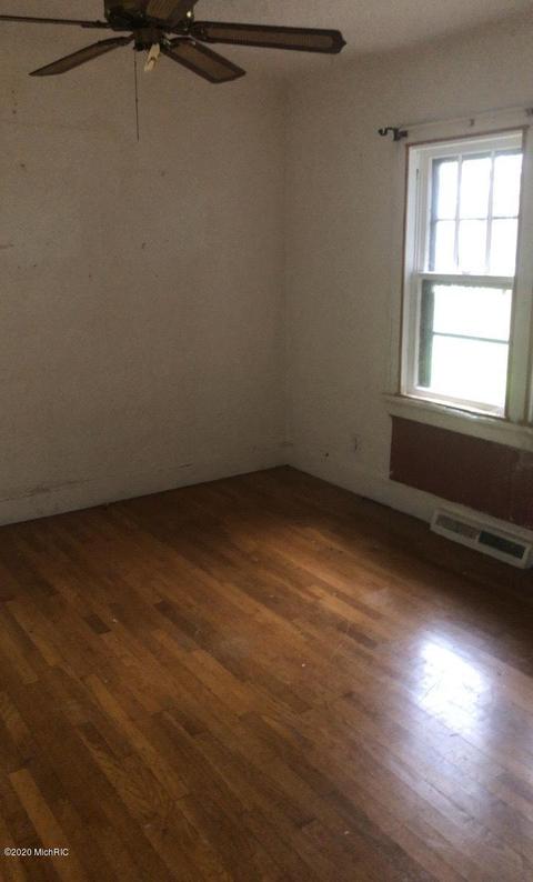 324 E Mansion St, Jackson, MI 49203 photo 24
