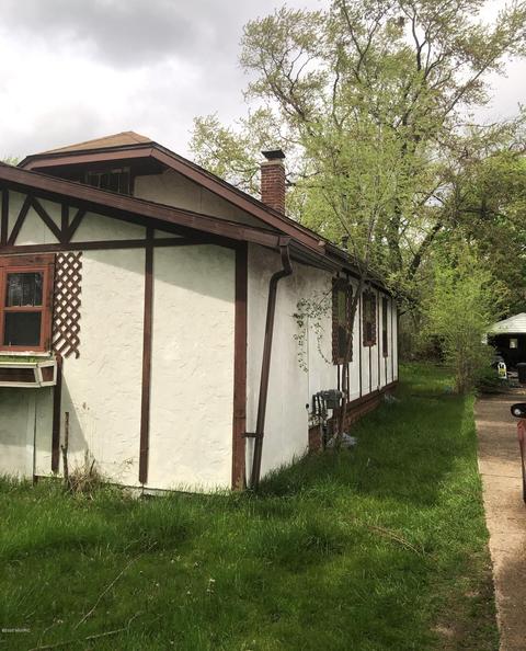 324 E Mansion St, Jackson, MI 49203 photo 3
