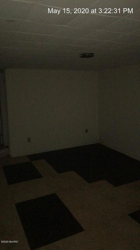 324 E Mansion St, Jackson, MI 49203 photo 31