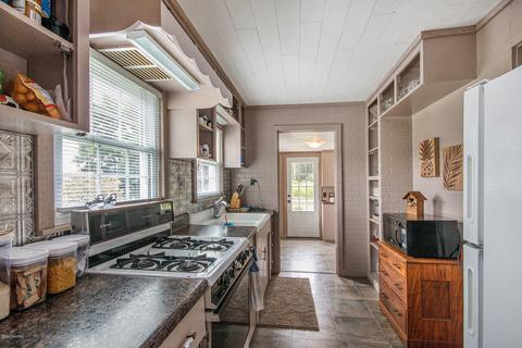 1050 Miller Rd, Plainwell, MI 49080 photo 2