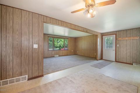 17581 Centrevilleconstantine Rd, Constantine, MI 49042 photo 8