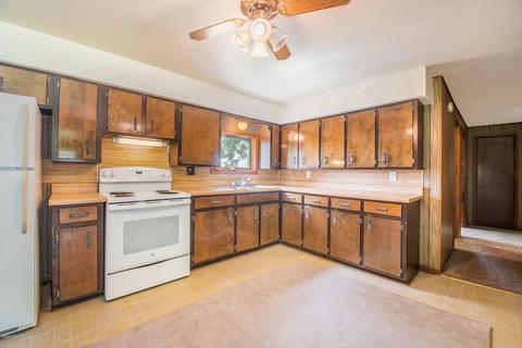 17581 Centrevilleconstantine Rd, Constantine, MI 49042 photo 9