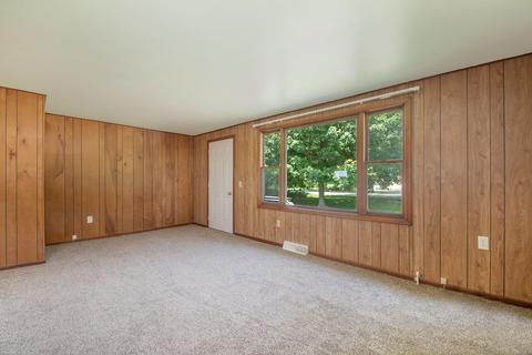17581 Centrevilleconstantine Rd, Constantine, MI 49042 photo 5
