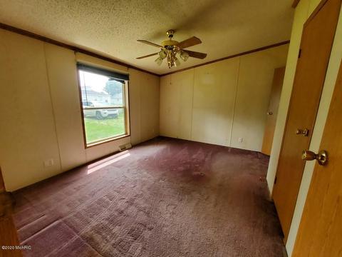 6025 Wright St, Kalamazoo, MI 49048 photo 8