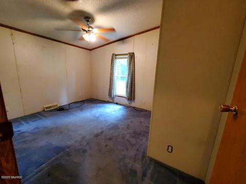 6025 Wright St, Kalamazoo, MI 49048 photo 9
