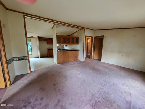 6025 Wright St, Kalamazoo, MI 49048 photo 4