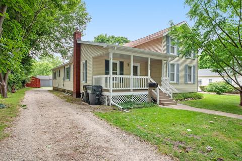 113 E Hill St, Plainwell, MI 49080 photo 1