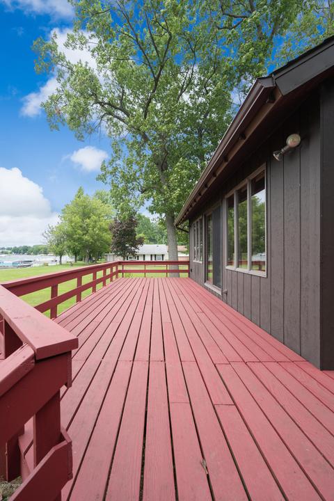 421 Stuart Lake Rd, Marshall, MI 49068 photo 8