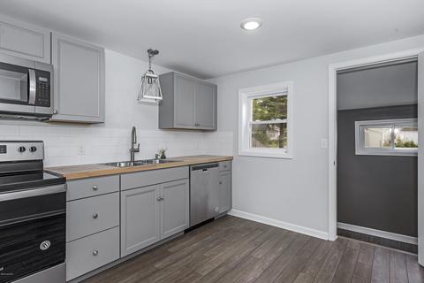 714 N 3rd Ave, Big Rapids, MI 49307 photo 11