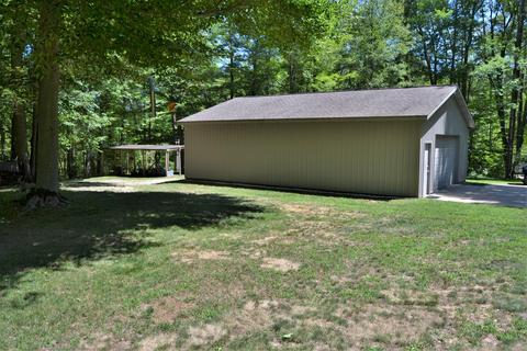 5245 N Evergreen Dr, White Cloud, MI 49349 photo 21