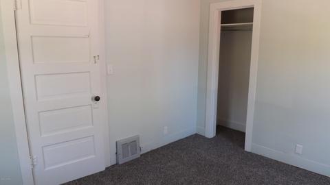 319 Hanover St, Belding, MI 48809 photo 4