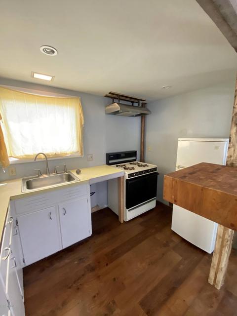 117 E Downie St, Alma, MI 48801 photo 8