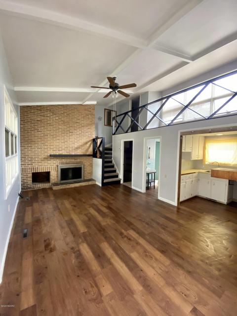 117 E Downie St, Alma, MI 48801 photo 4