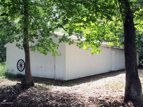 1751 Eckert Dr, Morley, MI 49336 photo 7