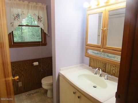1751 Eckert Dr, Morley, MI 49336 photo 5