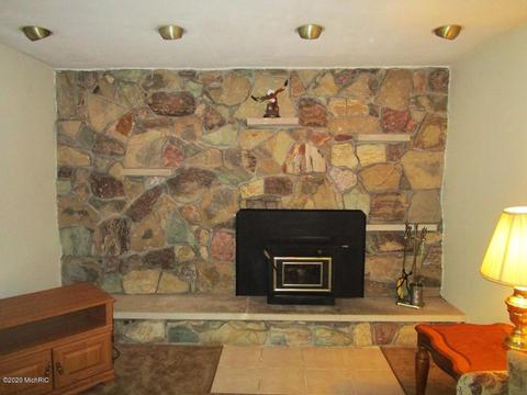 1751 Eckert Dr, Morley, MI 49336 photo 13