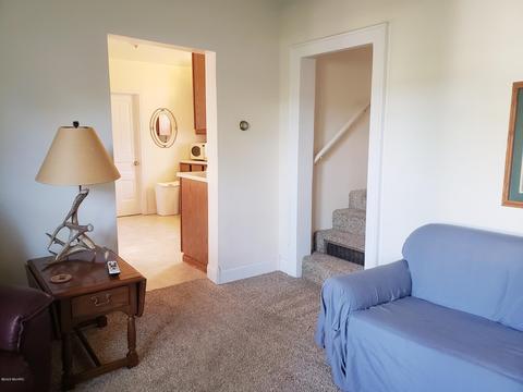 504 E Hanson St, Whitehall, MI 49461 photo 3