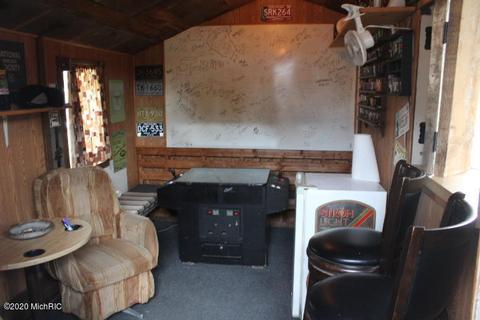 1155 W Ellis St, Belding, MI 48809 photo 34