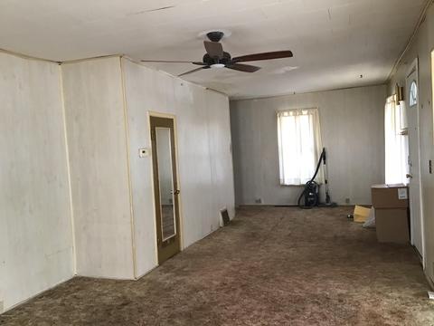 208 Cushman St, Plainwell, MI 49080 photo 5