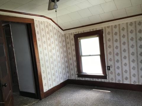 208 Cushman St, Plainwell, MI 49080 photo 22