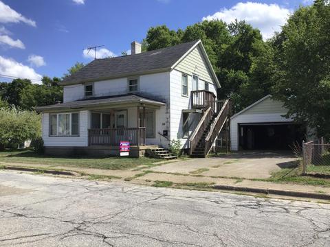 208 Cushman St, Plainwell, MI 49080 photo 2