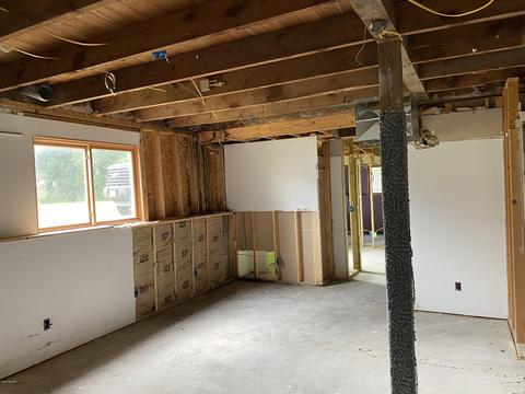 528 W May St, Belding, MI 48809 photo 15