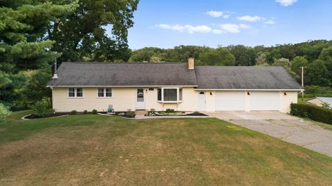 655 Pierce Rd, Plainwell, MI 49080 photo 1