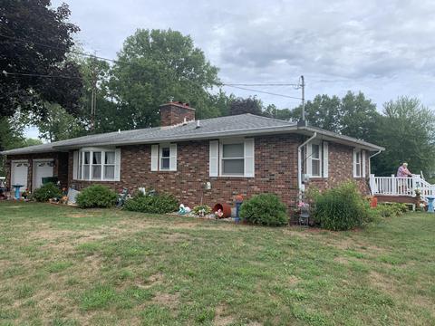 511 Abbott St, Colon, MI 49040 photo 2