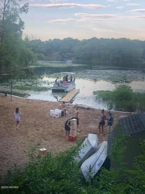 11301 Sunset Point Dr, Plainwell, MI 49080 photo 10