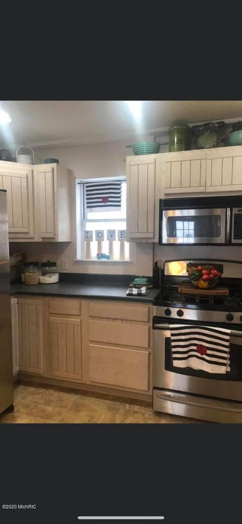 11301 Sunset Point Dr, Plainwell, MI 49080 photo 13