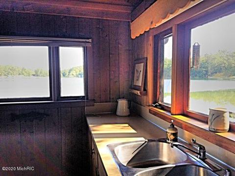 6196 S Hamlin Cir, Baldwin, MI 49304 photo 16