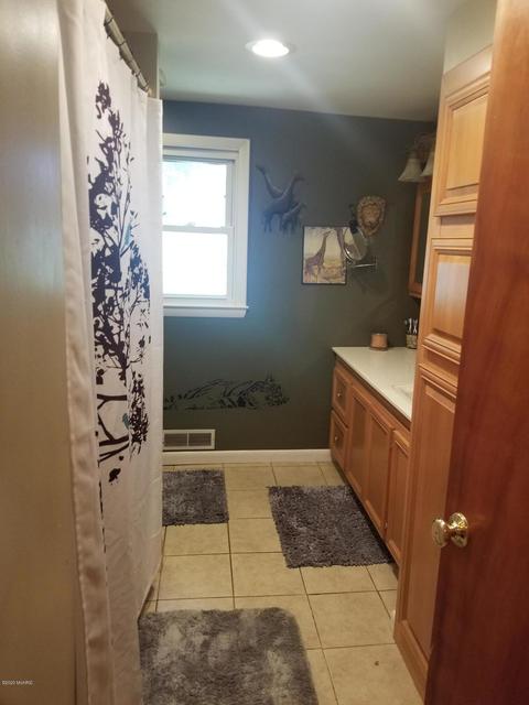 426 Franklin St, Bronson, MI 49028 photo 26