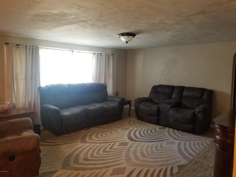426 Franklin St, Bronson, MI 49028 photo 7