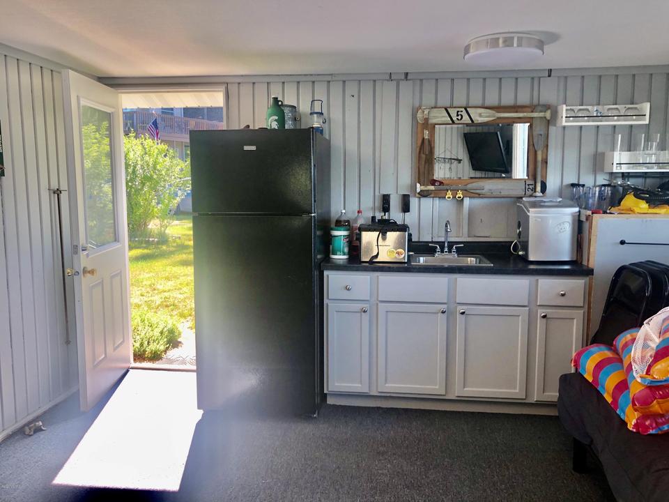  17850 Park St, Barryton, MI 49305 photo 33