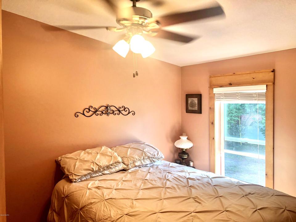  17850 Park St, Barryton, MI 49305 photo 21