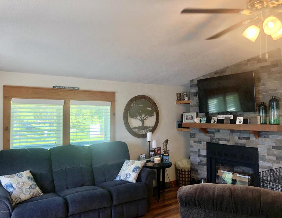  17850 Park St, Barryton, MI 49305 photo 15